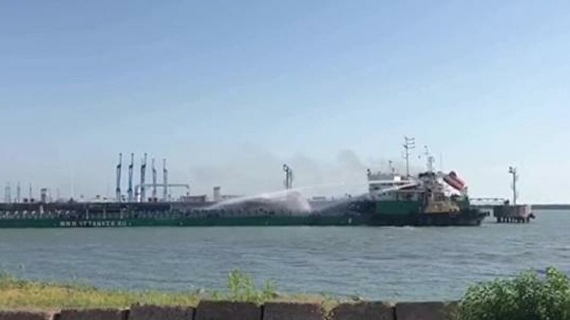 В Махачкале произошло задымление на иранском сухогрузе