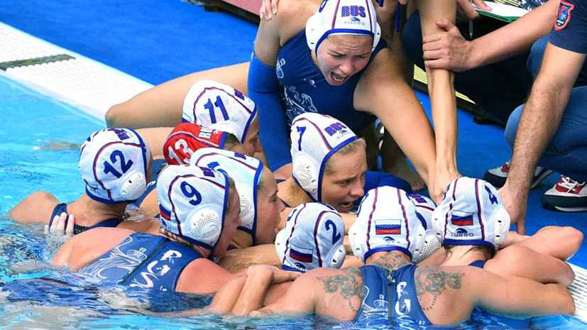 Женская сборная России по водному поло обыграла команду Италии и вышла в полуфинал ЧЕ
