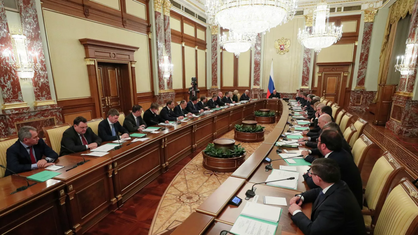 Эксперт прокомментировал перестановки в новом правительстве России