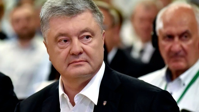 Допрос Порошенко в ГБР длился более трёх часов
