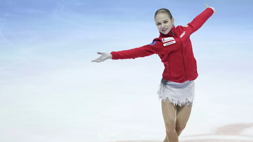 Трусова дважды упала во время показательного выступления на ЧЕ