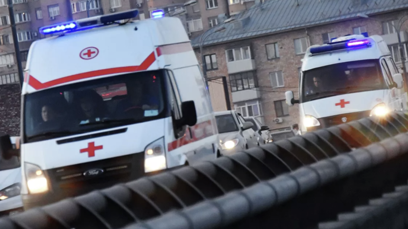 В Кемерове госпитализировали двух человек после прибытия из Китая