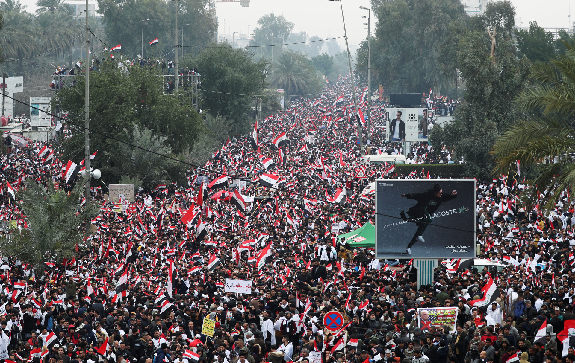 День ирака. Митинги против войны в Ираке 2003. Антивоенные протесты против войны в Ираке. Протесты против войны в Ираке 2003 за Хуссейна.