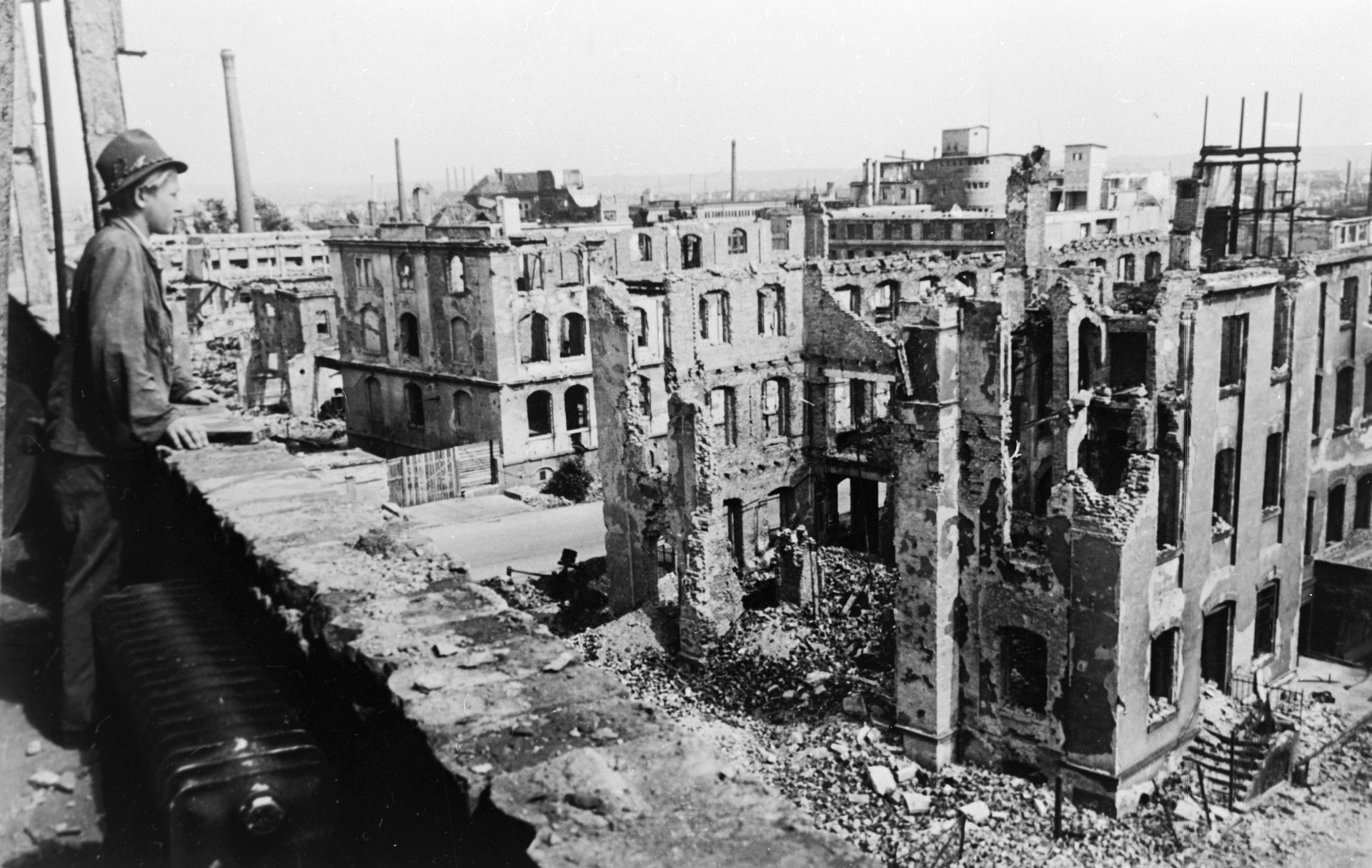 Дрезден после бомбардировки 1945