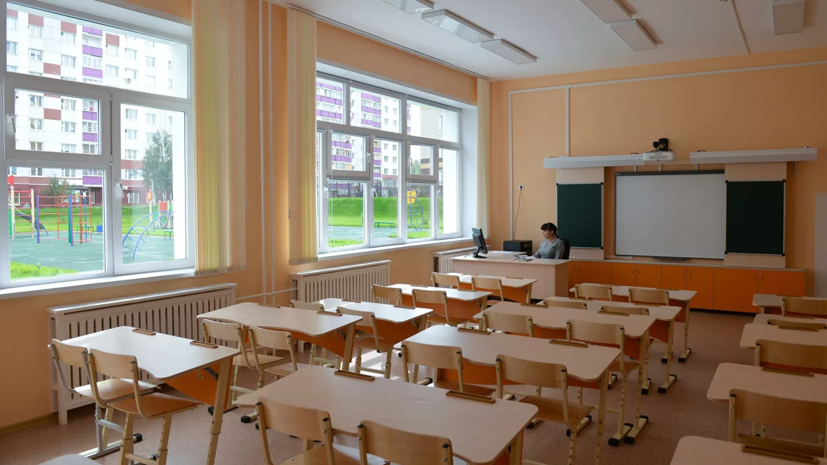 В Москве учительницу уволят из-за ожогов роговиц глаз у школьников