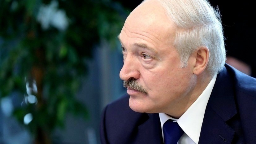 Кабмин оценил слова Лукашенко о «полыхающей от коронавируса» России