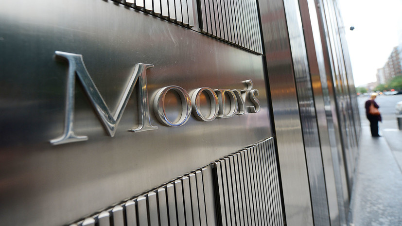  :  Moody's       