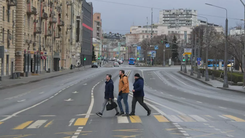 В Москве 3 млн человек продолжают ходить на работу