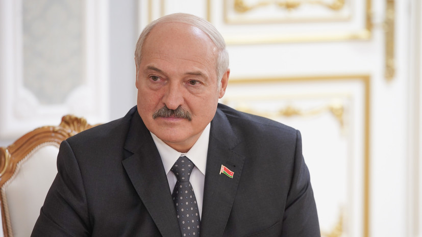 Лукашенко заявил о готовности самому лечить людей от коронавируса