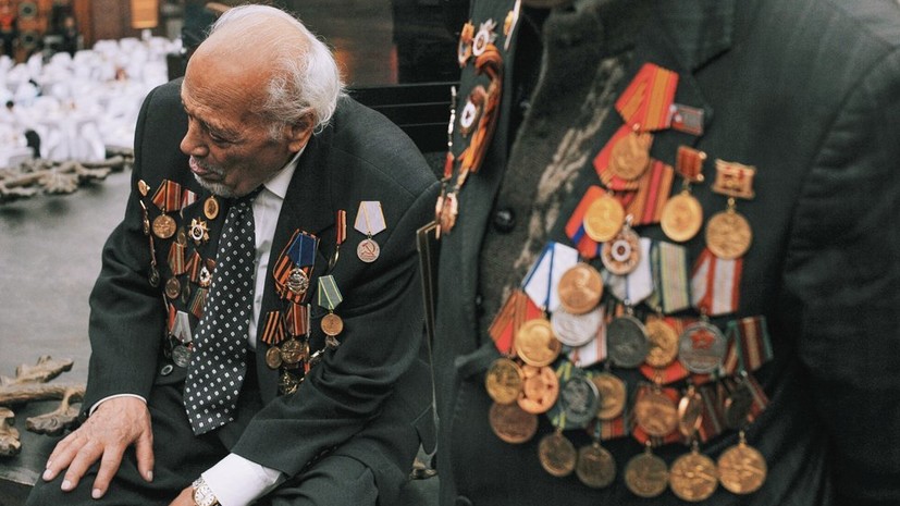 Проживающим в Нью-Йорке ветеранам вручили медали в честь 75-летия Победы