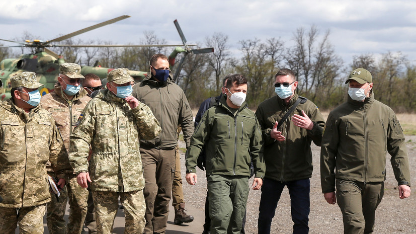 Зеленский посетил участок разведения сил в Донбассе