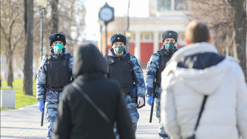 «До 15 июля»: Путин продлил срок действия истекающих паспортов и водительских прав