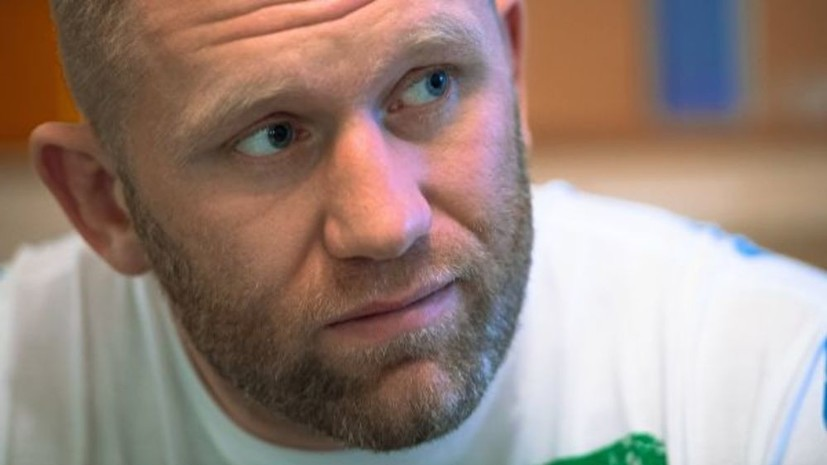 Харитонов считает Олейника фаворитом в бою с Вердумом