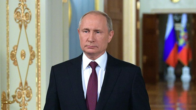 Путин: «Госуслуги» не справились с объёмом заявок на выплаты на детей