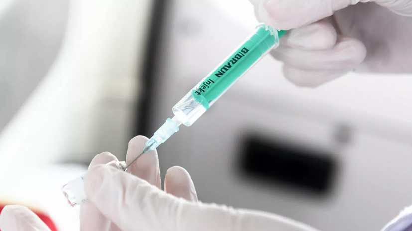 Мурашко рассказал о ходе испытаний вакцины от коронавируса