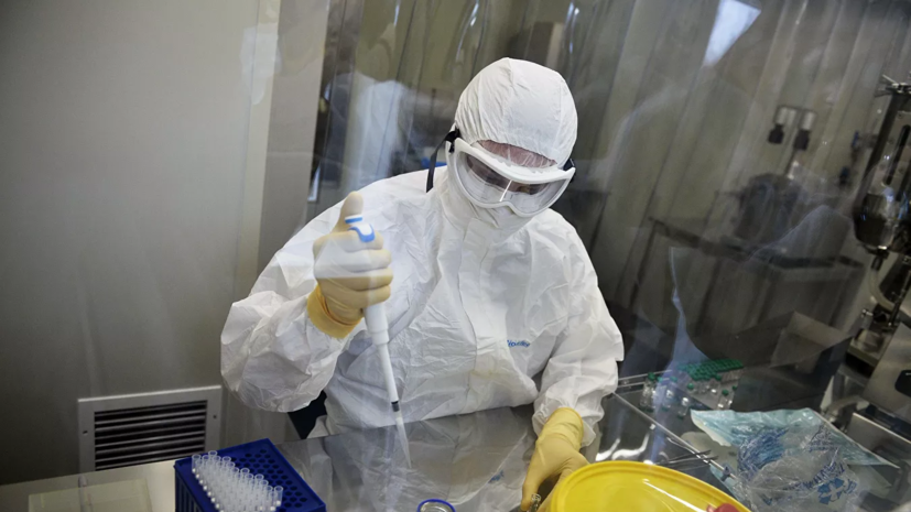 Мурашко назвал сроки клинических испытаний вакцины от коронавируса