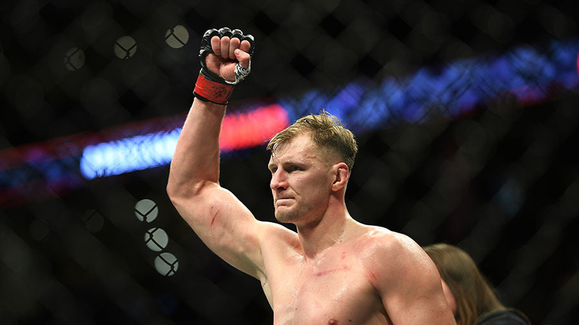 Экс-боец UFC считает рейтинг россиянина Волкова незаслуженно высоким Экс-боец UFC считает рейтинг россиянина Волкова незаслуженно высоким