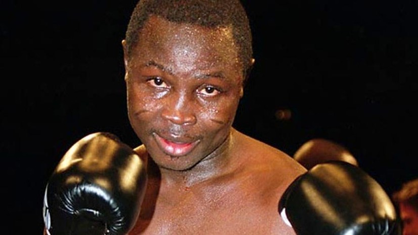 Экс-чемпион мира по боксу Коти умер в Нью-Йорке