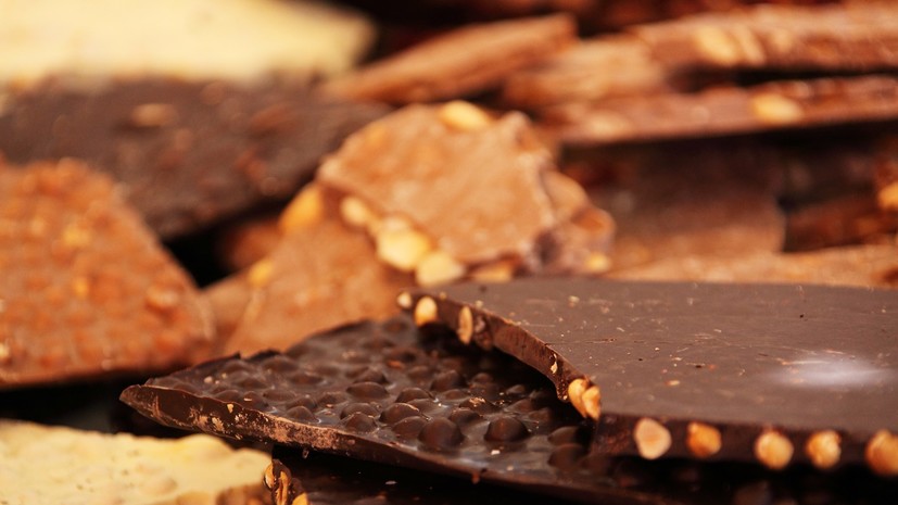 Диетолог рассказала о полезных свойствах шоколада