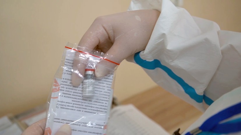 «Ожидаем одобрения к сентябрю»: в РФПИ рассказали о третьей фазе испытания вакцины от COVID-19