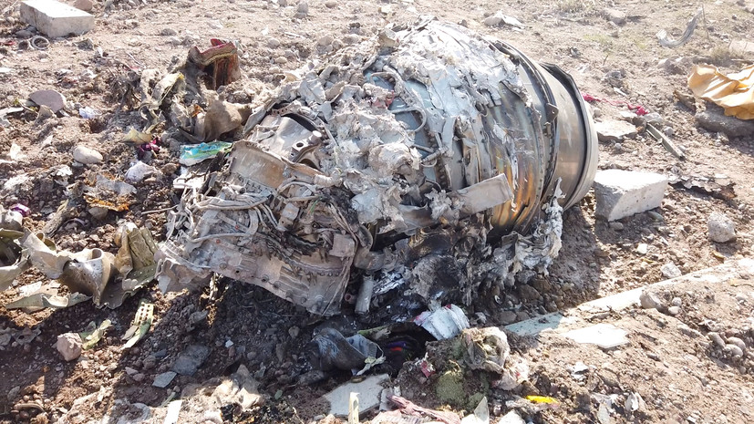 Самописцы сбитого над Тегераном украинского Boeing доставили во Францию