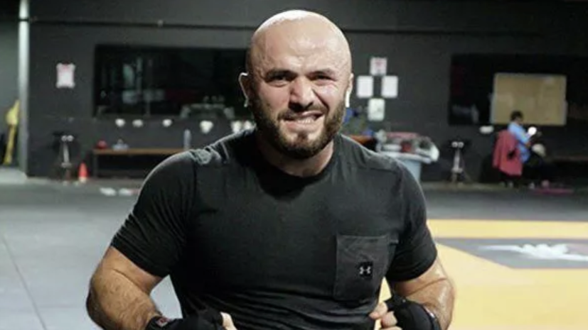Исмаилов набрал более 15 кг перед боем с Александром Емельяненко