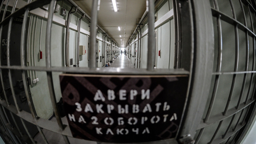 В Липецке мужчина получил срок из-за гибели пенсионерки после падения наледи