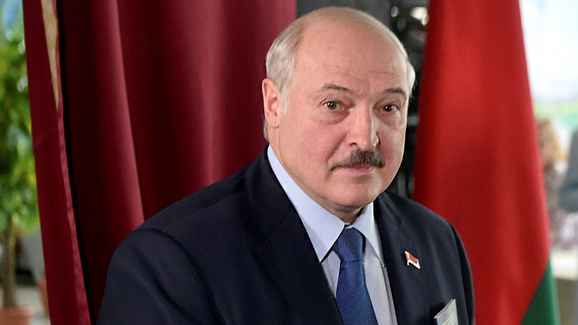 Лукашенко заявил о договоренности с Путиным по задержанным россиянам