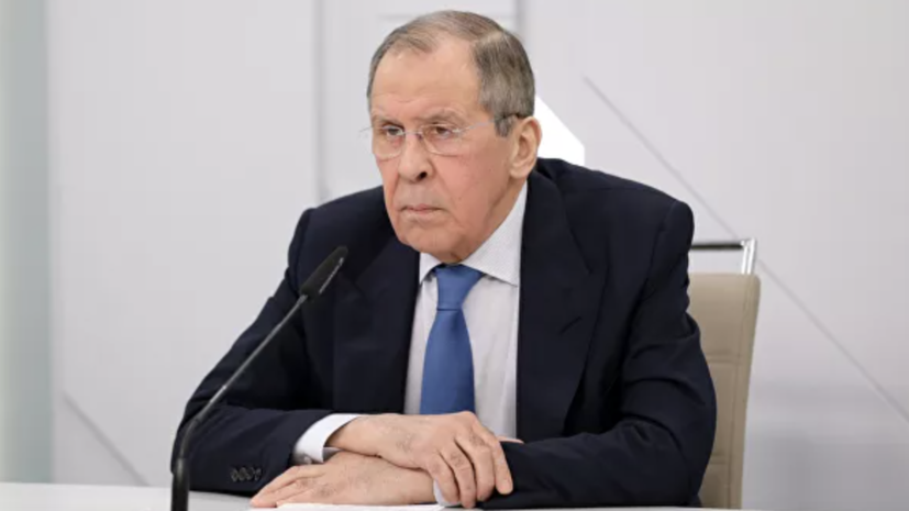 Лавров допустил внешнее давление на Тихановскую