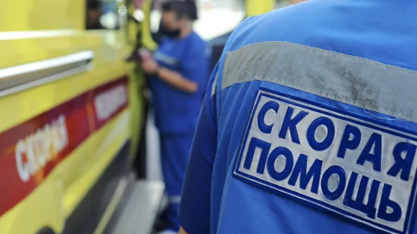 В Якутии при столкновении двух микроавтобусов пострадали 13 человек В Якутии при столкновении двух микроавтобусов пострадали 13 человек