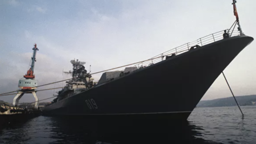 Корветы ТОФ провели стрельбу по целям на побережье Чукотского моря Корветы ТОФ провели стрельбу по целям на побережье Чукотского моря