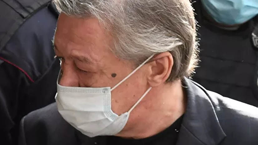 Ефремов отказался в суде от услуг адвоката по назначению