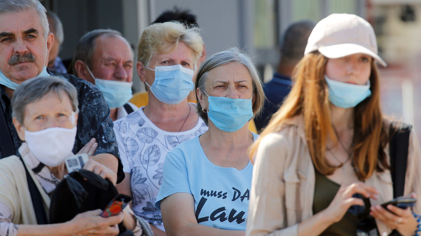 На Украине за сутки выявили 2411 новых случаев коронавируса