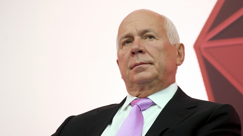 Чемезов привился вакциной от коронавируса