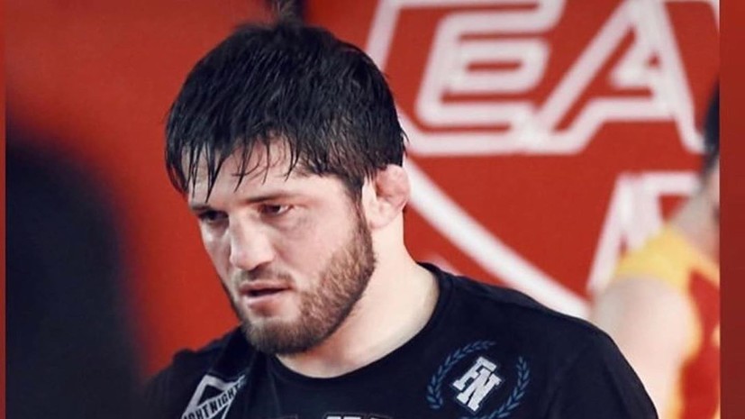 Российский боец Хизриев победил за 50 секунд и получил контракт с UFC Российский боец Хизриев победил за 50 секунд и получил контракт с UFC