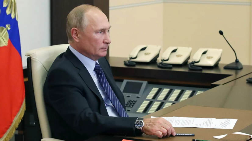 Путин подписал указ о повышении окладов судей Путин подписал указ о повышении окладов судей