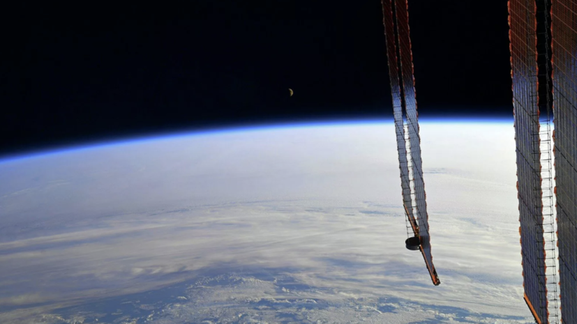 «Роскосмос» поведал о спасении МКС от столкновения с мусором