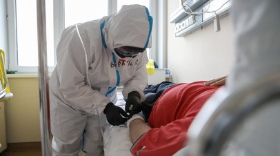Под медицинским наблюдением остаются 242 тыс. человек: в России выявили 6196 новых случаев COVID-19