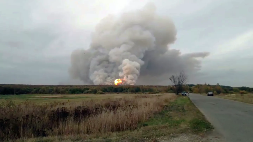 К месту пожара в Рязанской области вылетел замминистра обороны