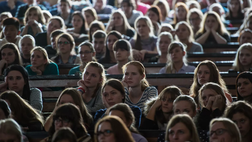 Пермский университет перешёл на дистанционное обучение Пермский университет перешёл на дистанционное обучение