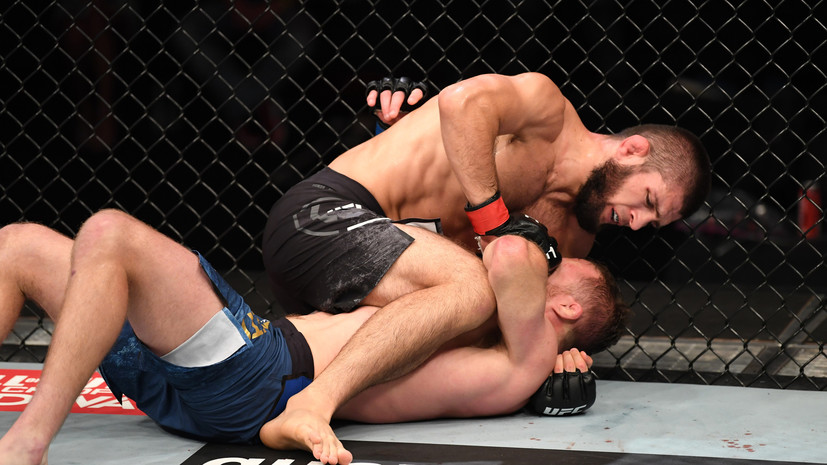 Нурмагомедов одержал победу над Гэтжи на UFC 254