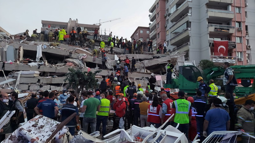 Число жертв землетрясения в Турции возросло до 12