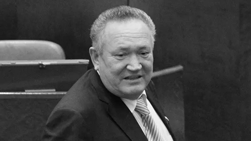 Умер бывший губернатор Волгоградской области Николай Максюта