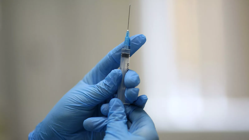 В Москве выделят 10 млрд рублей на массовую вакцинацию от COVID-19