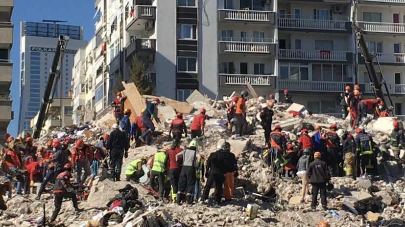 Суд в Турции арестовал семь человек, строивших здания в Измире