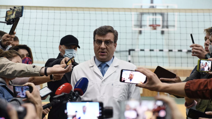 Экс-главврач лечившей Навального БСМП стал главой омского Минздрава