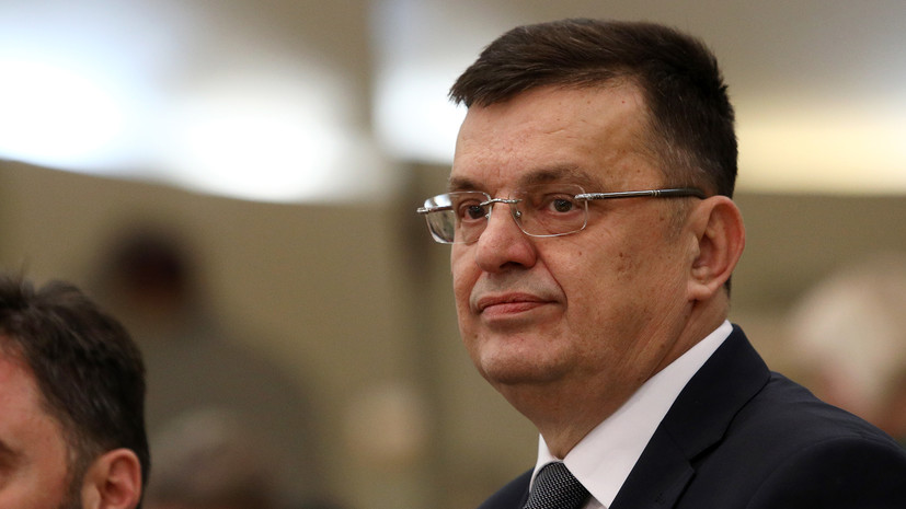 Премьер Боснии и Герцеговины заболел коронавирусом