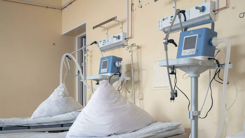 В Крыму увеличили количество коек для пациентов с COVID-19 В Крыму увеличили количество коек для пациентов с COVID-19