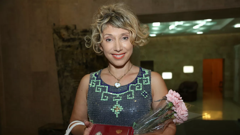 Елена Воробей прокомментировала высказывание Меладзе об участии в новогодних шоу Елена Воробей прокомментировала высказывание Меладзе об участии в новогодних шоу