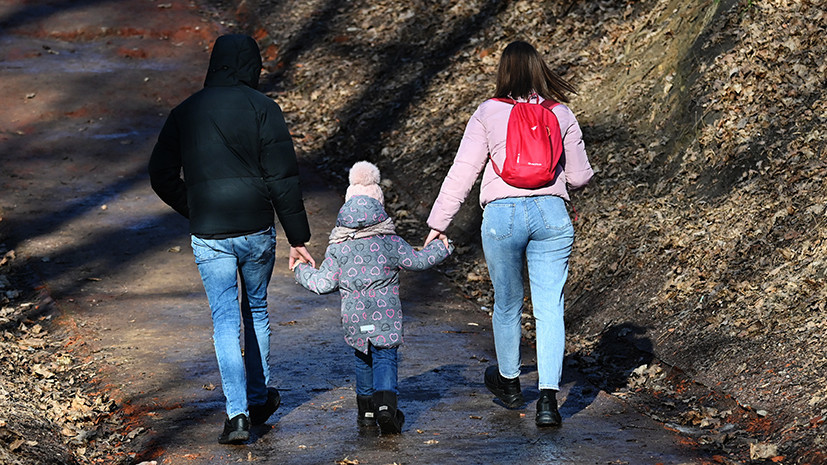 В Татарстане обрели семью 498 детей-сирот с начала года В Татарстане обрели семью 498 детей-сирот с начала года
